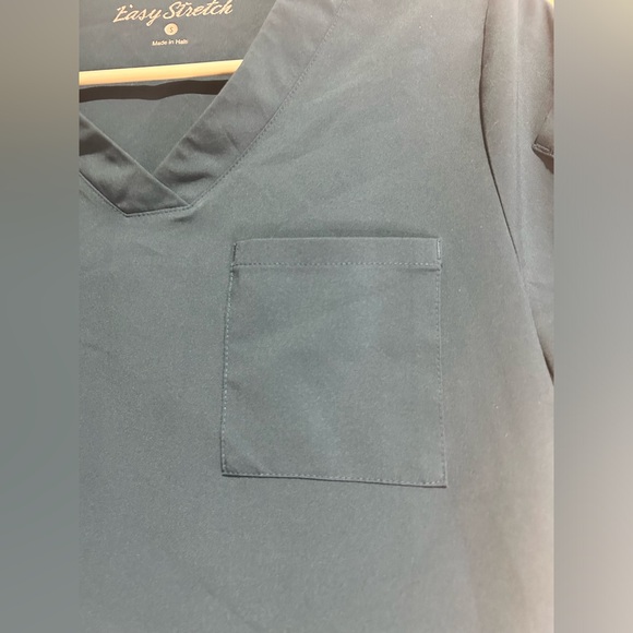 Easy Stretch Dark Green color Scrub Set Size Small - Picture 3 of 8